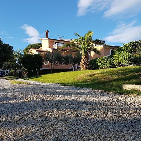 Apartman Andela Labinci Exterior foto