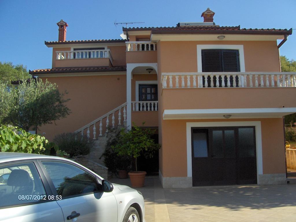 Apartman Andela Labinci Exterior foto
