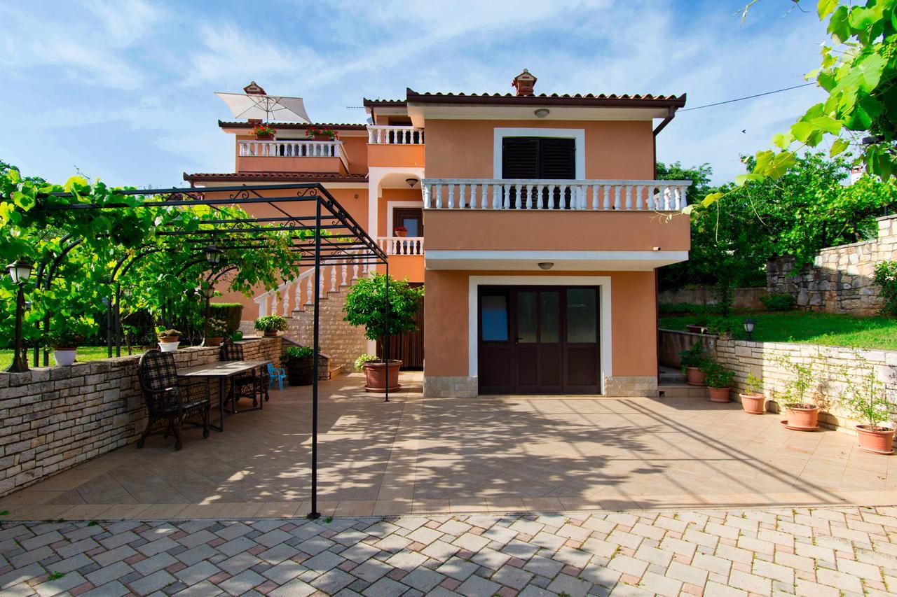 Apartman Andela Labinci Exterior foto
