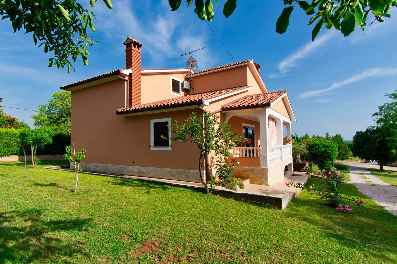 Apartman Andela Labinci Exterior foto